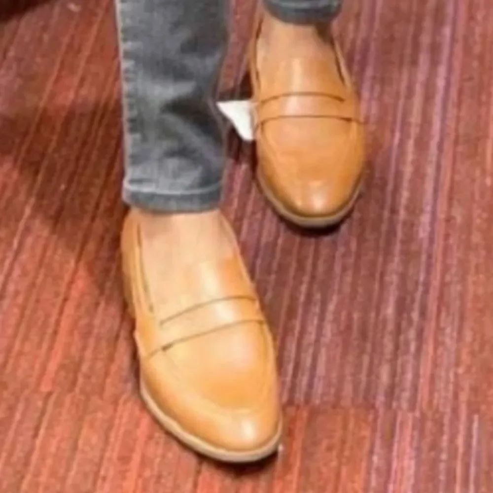 A.NEW.DAY POINTED TOE SLIP-ON CLOVER LOAFER FLAT SHOE